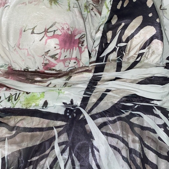 Watercolor Butterfly Print Halter Style Maxi Dress - Picture 14 of 16